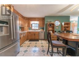 34 LORRAINE AVENUE - 11