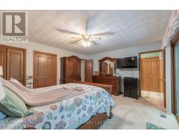 34 LORRAINE AVENUE - 17