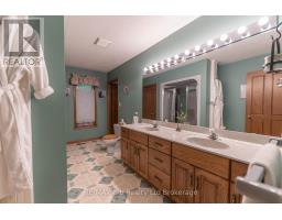 34 LORRAINE AVENUE - 20