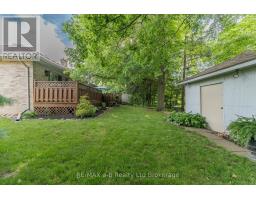 34 LORRAINE AVENUE - 33