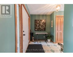 34 LORRAINE AVENUE - 6
