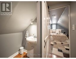14 SOUTH COURT STREET W - 27