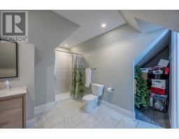 909 JAMES STREET - 35
