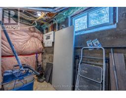 909 JAMES STREET - 49