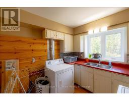 9 WOODCOCK DRIVE - 32