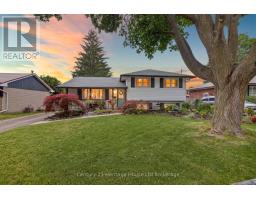 78 LYNDALE CRESCENT - 1