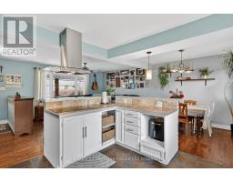 78 LYNDALE CRESCENT - 14