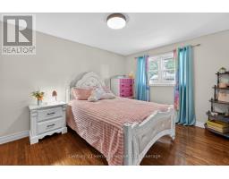 78 LYNDALE CRESCENT - 17