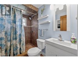 78 LYNDALE CRESCENT - 18