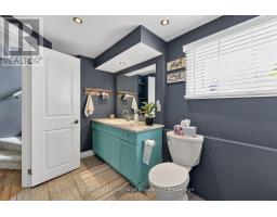 78 LYNDALE CRESCENT - 22
