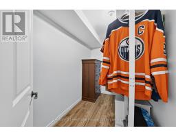 78 LYNDALE CRESCENT - 23