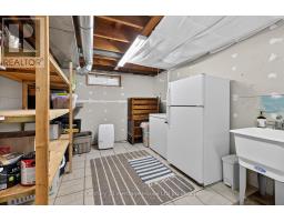 78 LYNDALE CRESCENT - 26
