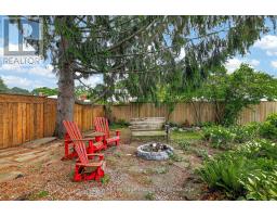 78 LYNDALE CRESCENT - 39