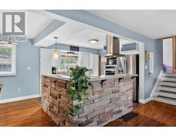 78 LYNDALE CRESCENT - 9