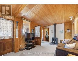 26 WOODWARD AVENUE - 16