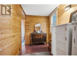 26 WOODWARD AVENUE - 25