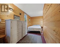 26 WOODWARD AVENUE - 26