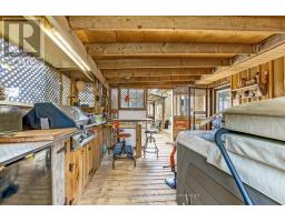 28 PEGGY AVENUE - 31