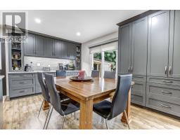 28 PEGGY AVENUE - 9