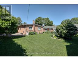 272 BRENDA CRESCENT - 25