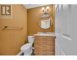 48 SINCLAIR DRIVE - 11