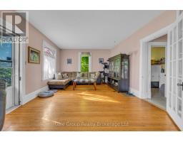 594440 59 HIGHWAY - 12