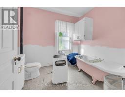 594440 59 HIGHWAY - 20