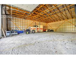 594440 59 HIGHWAY - 9