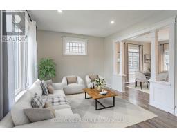 22 STRATHCONA AVENUE - 14