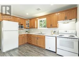 7 CHILDERHOSE CRESCENT - 14