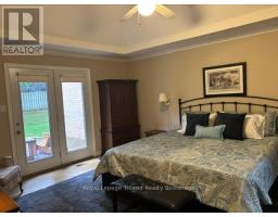 623 LANSDOWNE AVENUE - 12