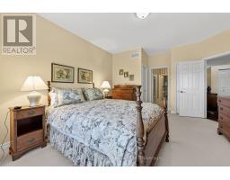 16 - 500 LAKEVIEW DRIVE - 22