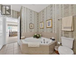 16 - 500 LAKEVIEW DRIVE - 25