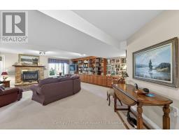 16 - 500 LAKEVIEW DRIVE - 5