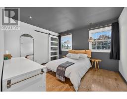 25 DEMEYERE AVENUE - 25