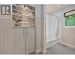 25 DEMEYERE AVENUE - 28
