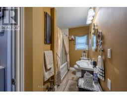 23 PINE STREET - 16