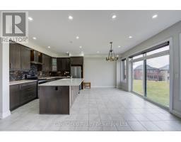 125 PRINCE CHARLES CRESCENT - 11