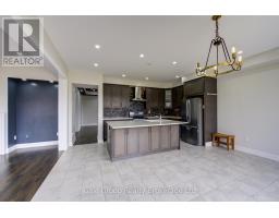 125 PRINCE CHARLES CRESCENT - 12