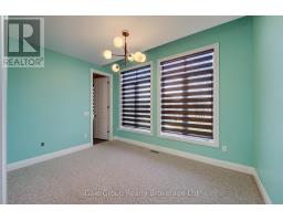 125 PRINCE CHARLES CRESCENT - 22