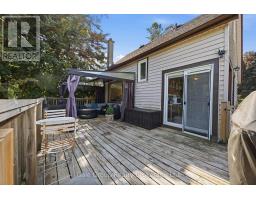 813 DUFFERIN STREET - 16