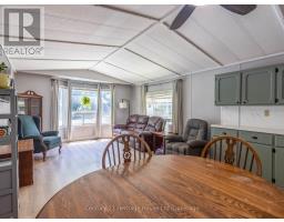 4 CENTRE RD - 596101 OXFORD 59 ROAD - 5