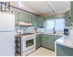4 CENTRE RD - 596101 OXFORD 59 ROAD - 8