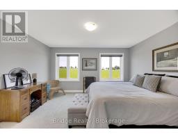 892 SOBESKI AVENUE - 26