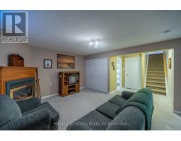 10 MCDONALD COURT - 22