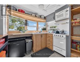 55424 LAKESHORE ROAD - 15