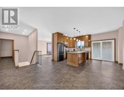 3677 59 HIGHWAY - 12