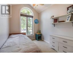 45 GRAYDON DRIVE - 20