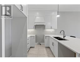 804 GARDEN COURT CRESCENT - 28