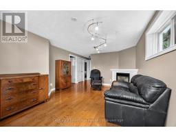 16 HERFORD STREET - 18